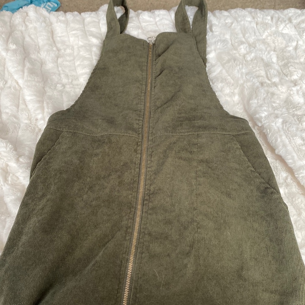 Green dress